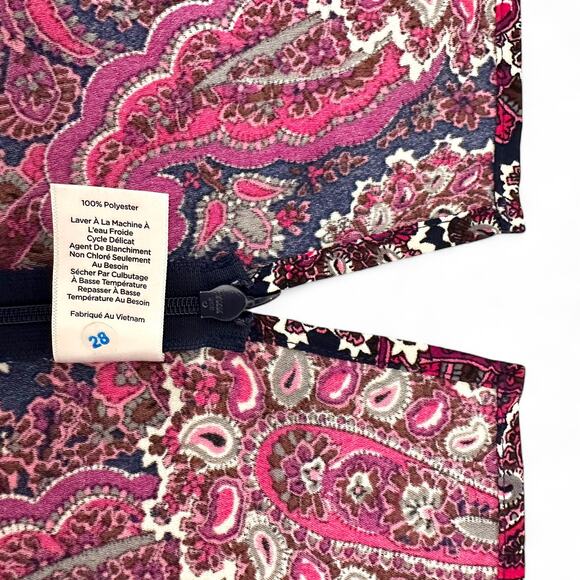 Talbots Women's Paisley Three-Quarter Peplum Sleeve Crepe Top L Fuchsia Purple - Picture 10 of 11